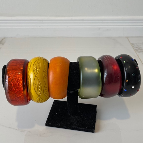 Gorgeous bangles - Picture 2 of 6